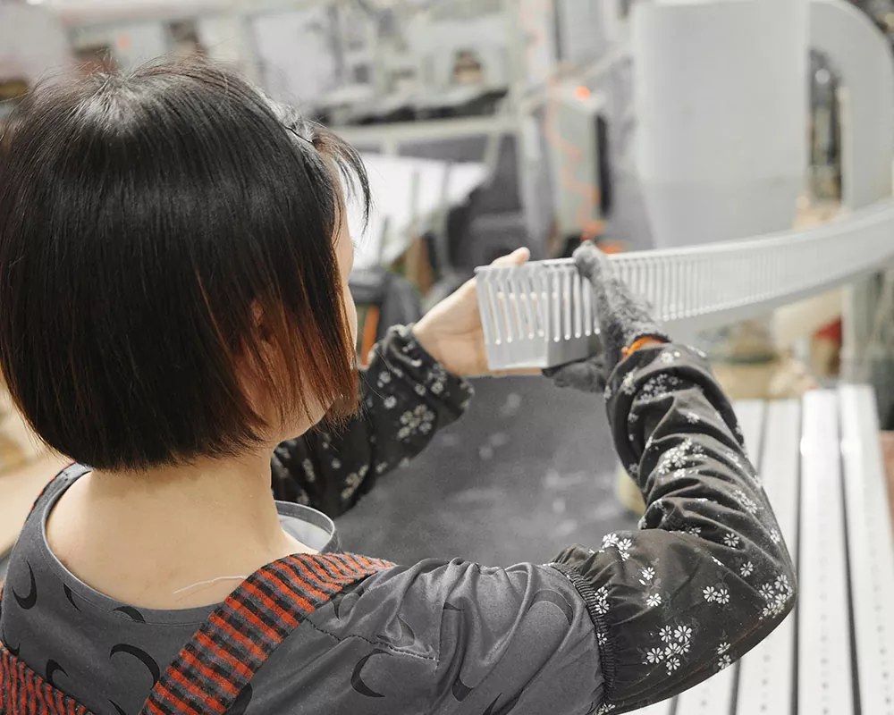 Каковы различия между сертификацией CE и национальными стандартами для пластиковых коробов из ПВХ?