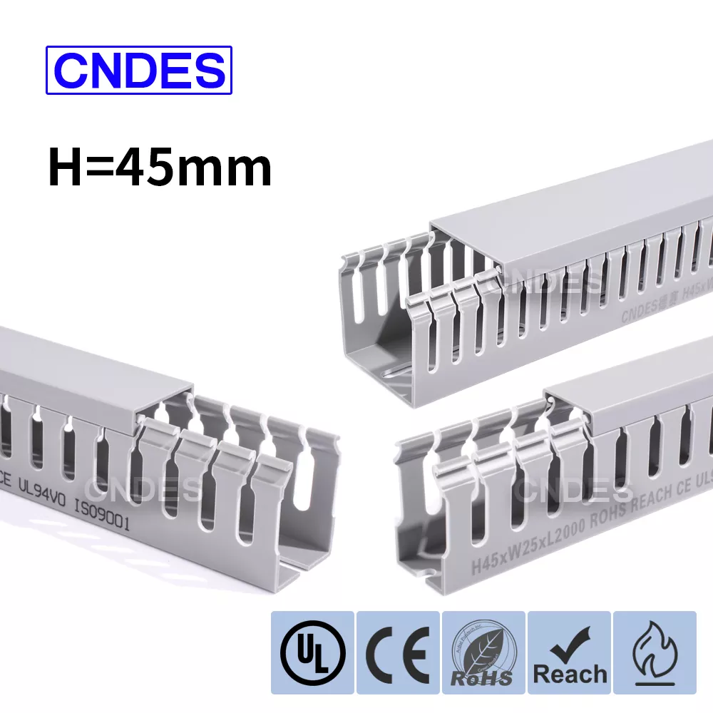 Воздуховод из ПВХ с прорезями, высота 45 мм